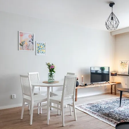 Charming 1br With Great Location Appartement *