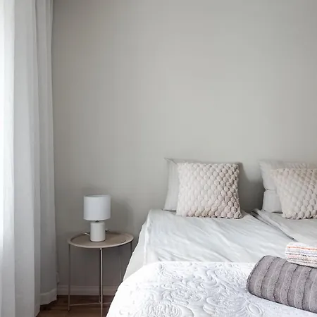 Charming 1br With Great Location